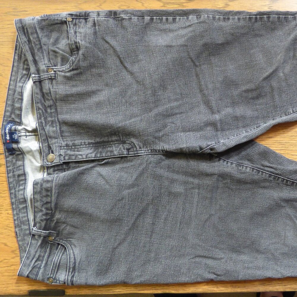 DENIM 24/7 BLACK WASHED LOOK CROP CAPRI JEANS 5 POCKET PANTS 20W